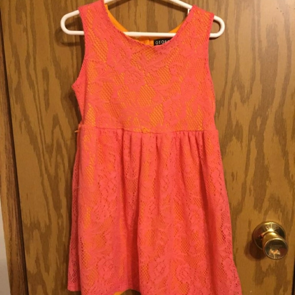 Girls dress